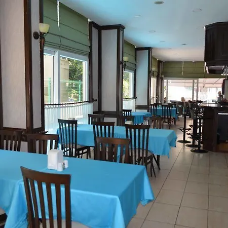 Hotel Guler 3*