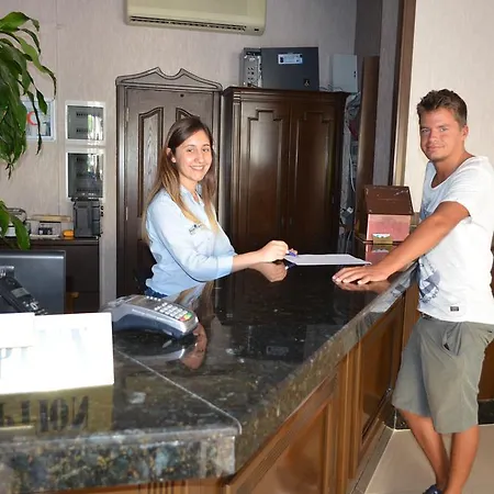 Guler Otel